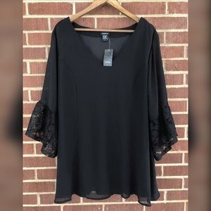 Black Torrid Lace Bell Sleeve Top - 3X (NWT)